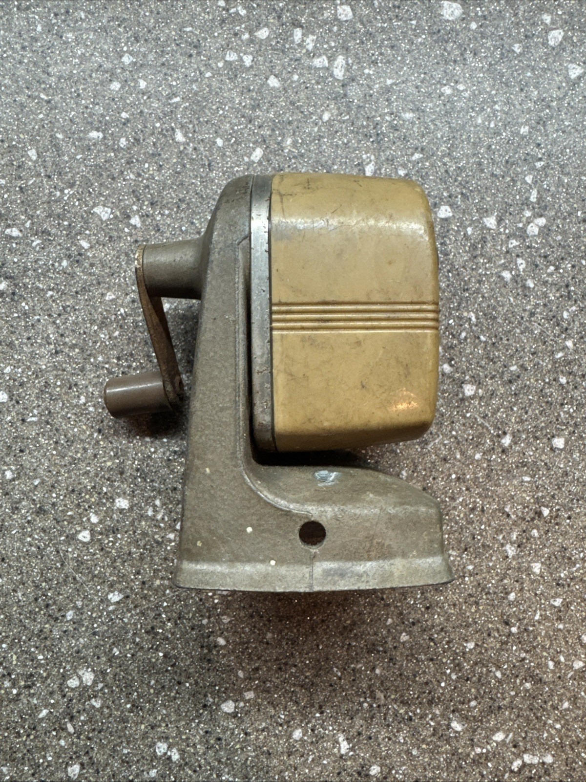 VTG Apsco Vacu-Base Vacuum Base Pencil Sharpener, Works missing bottom.