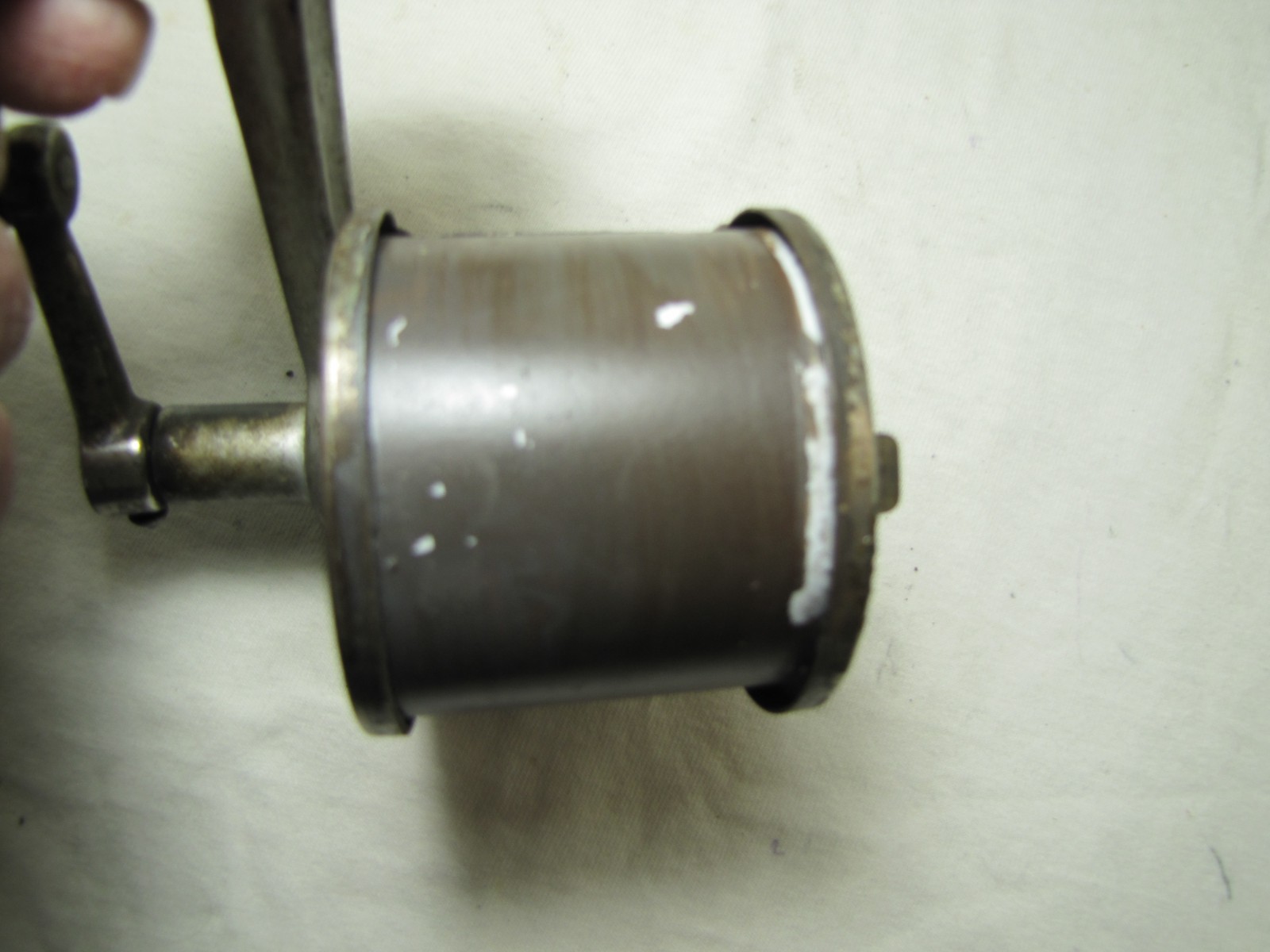 Vintage UNBRANDED Automatic Pencil Sharpener USED