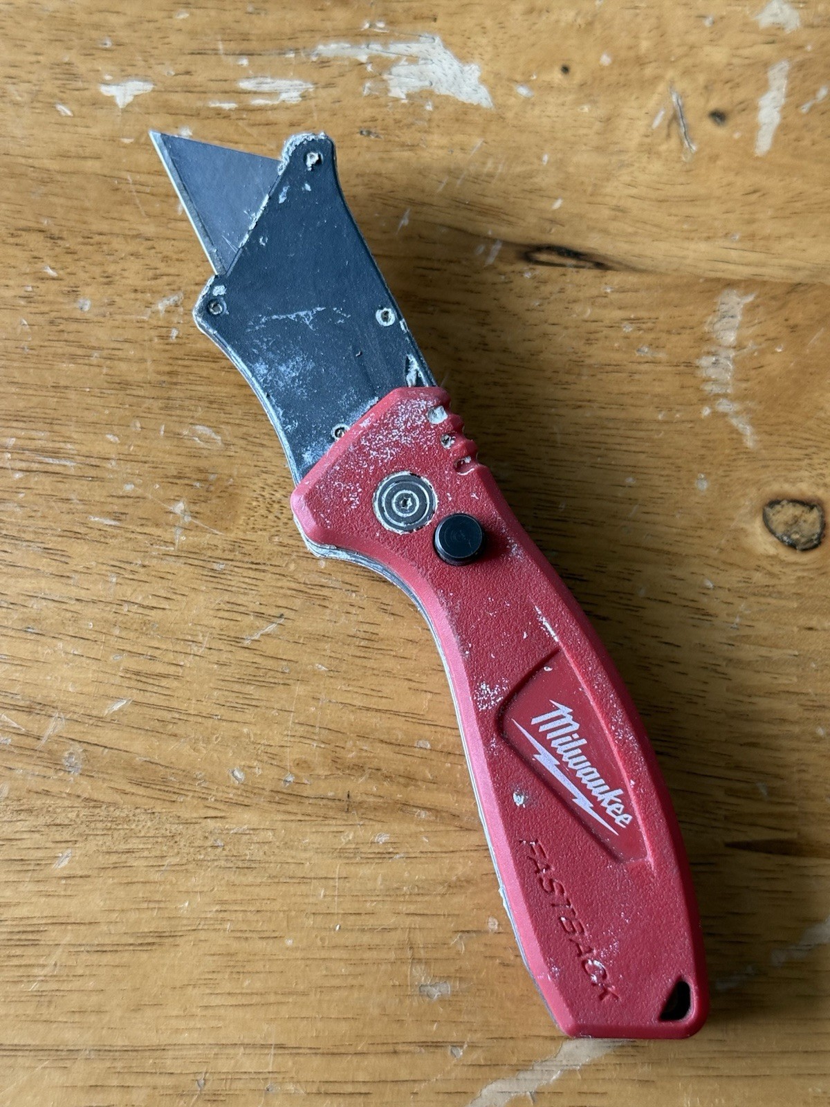 Milwaukee Fastback 48-22-1906 Button Lock Utility Pocket Knife Used (B)