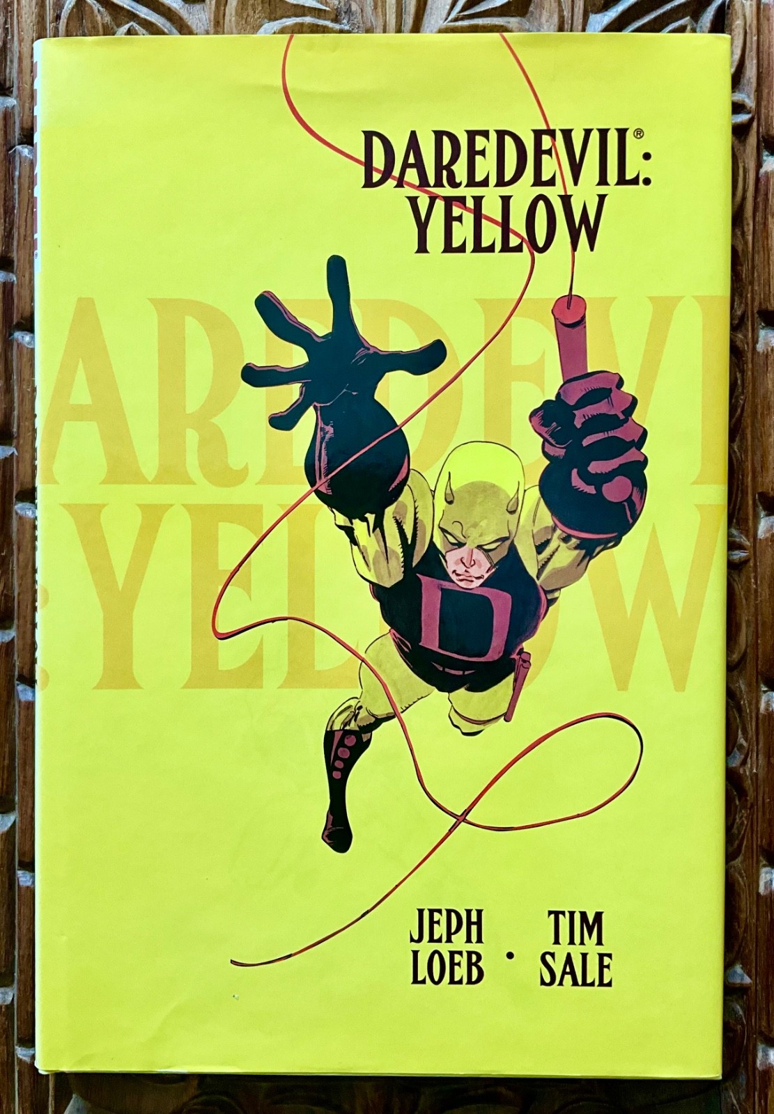 Daredevil Yellow Marvel Comics Hardcover Jeph Loeb Tim Sale 2002