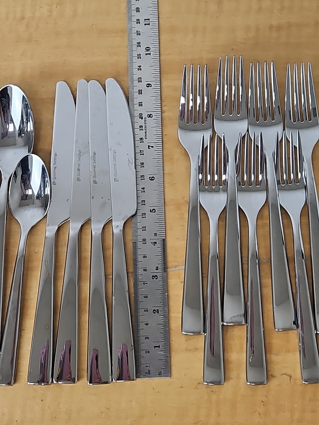 Gourmet Settings Stainless Flatware Set Service for 4 - 20 pieces