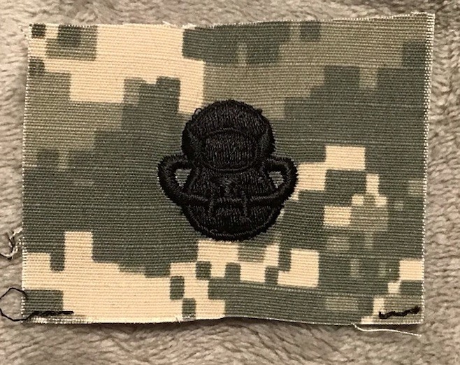 US Army Scuba Diver Badge Insignia Universal Camouflage Pattern Patch