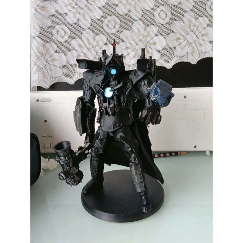 New 20cm Skibidi Toilet Titan Cameraman 2.0 With Light Figures Model Toys Gifts
