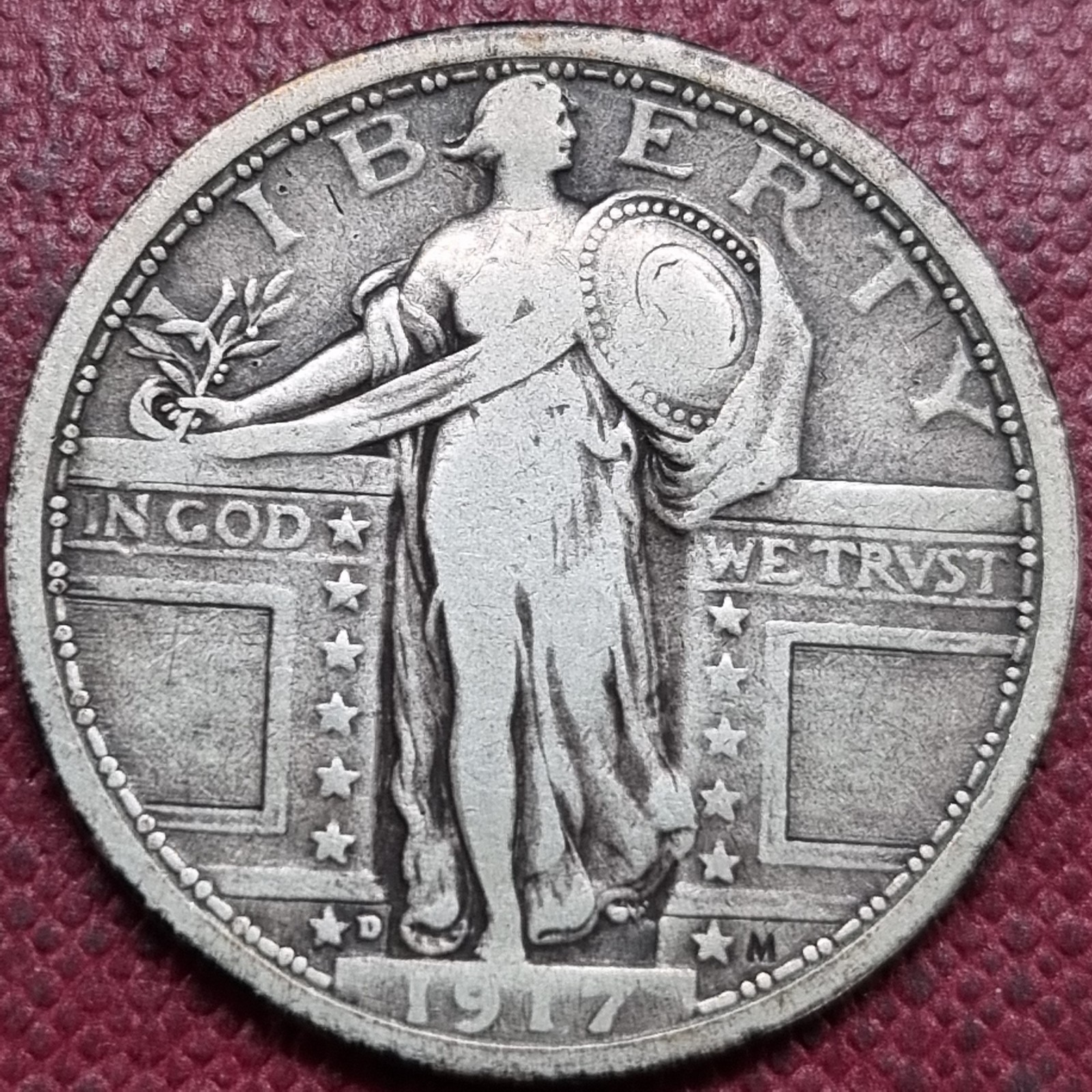 1917 D Type 1 Standing Liberty Quarter 25c VF Better Grade Denver #99574