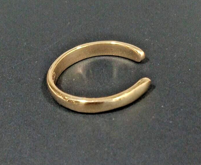 Solid Metal Valentine's Gift 4 Women's Daily Wear Silver "PLAIN BAND" Toe Ring