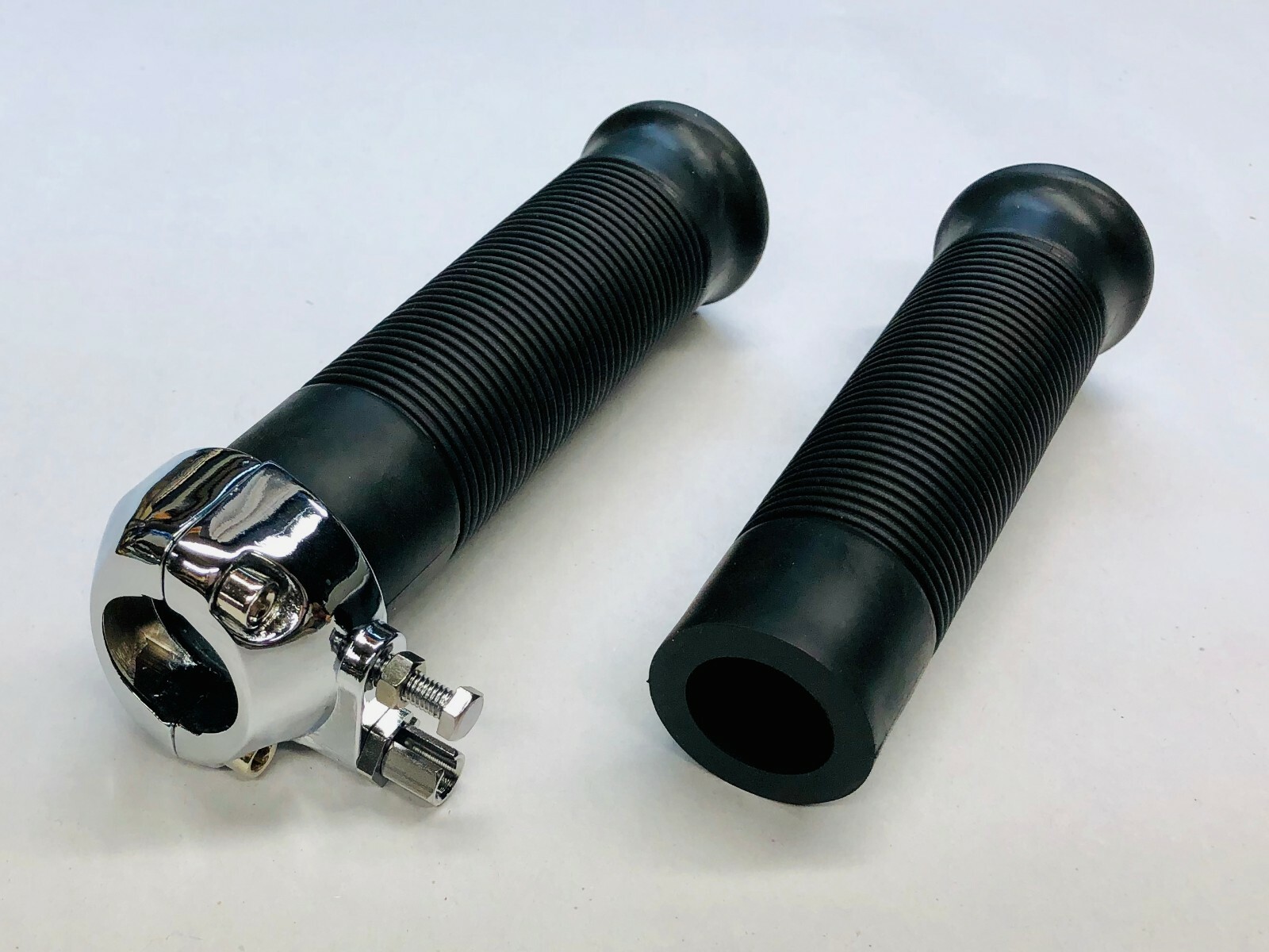 THROTTLE 1" WITH BLACK HARLEY STYLE GRIPS CHOPPER BOBBER