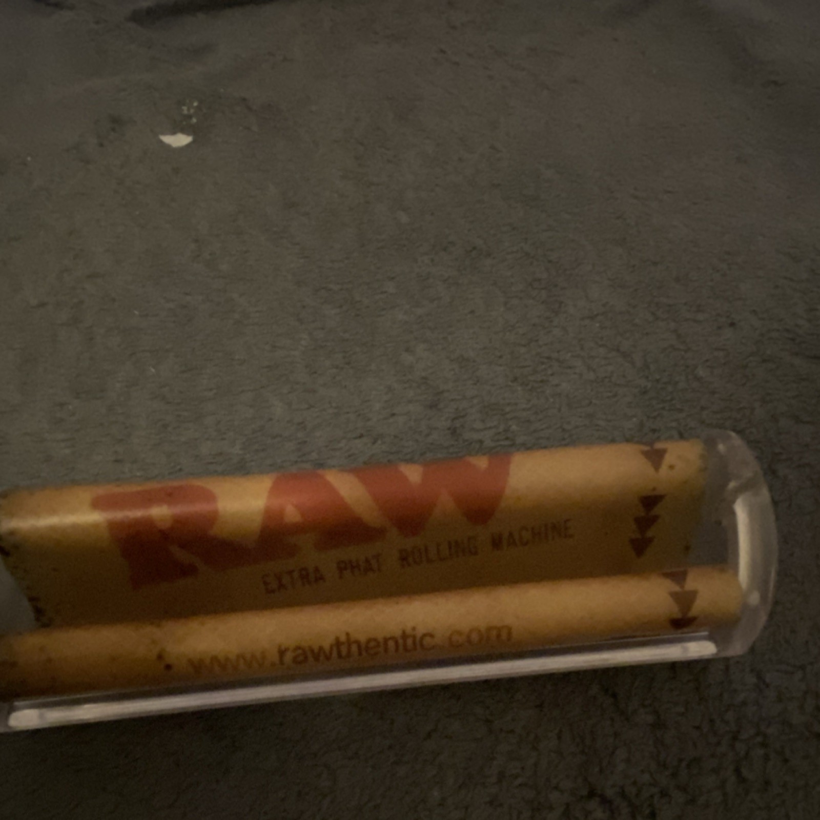 RAW Extra Phat Rolling Machine Roller with Black Geometric Zipper Pouch