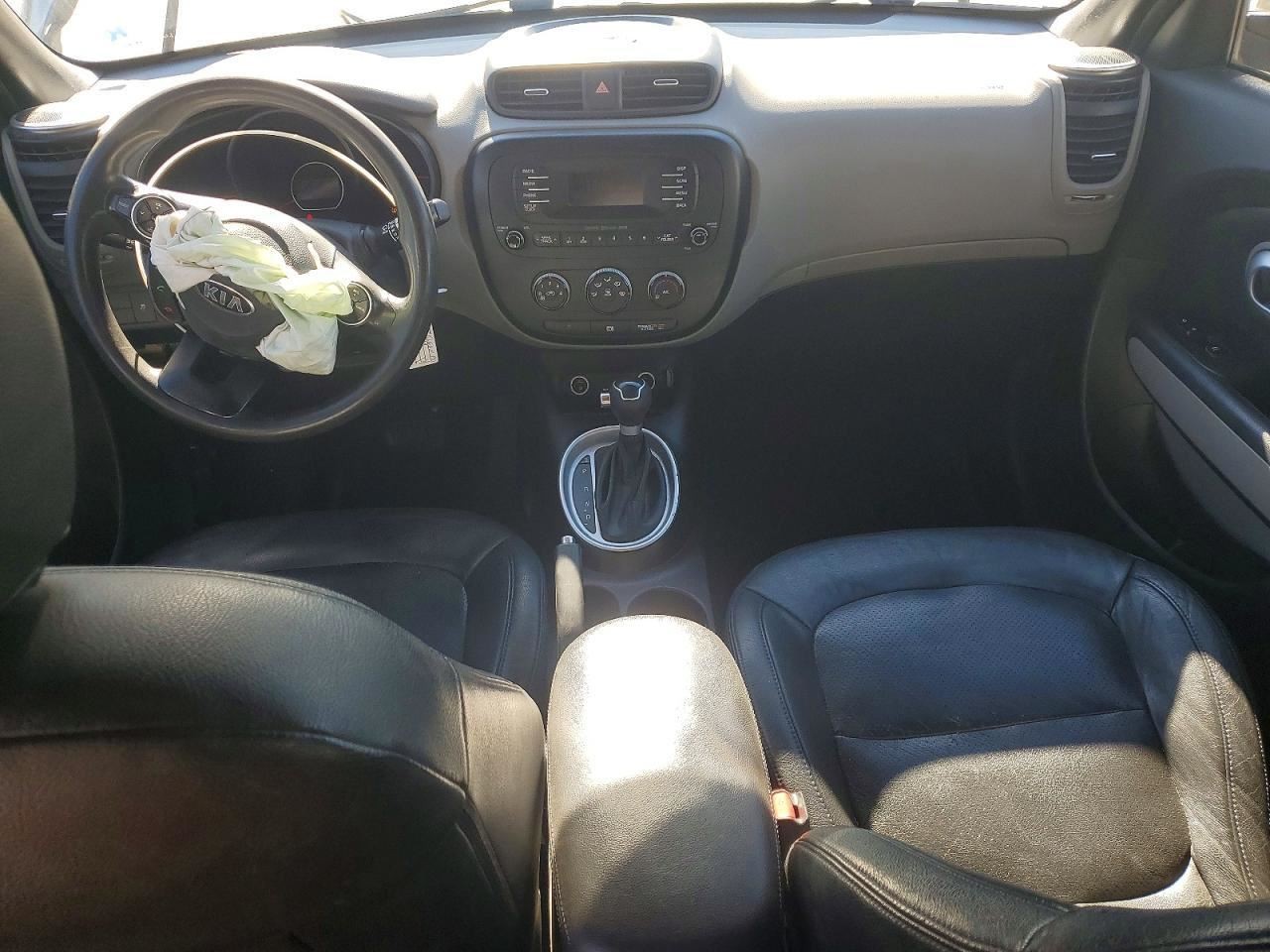 SOUL 2014 Glove Box 5010986