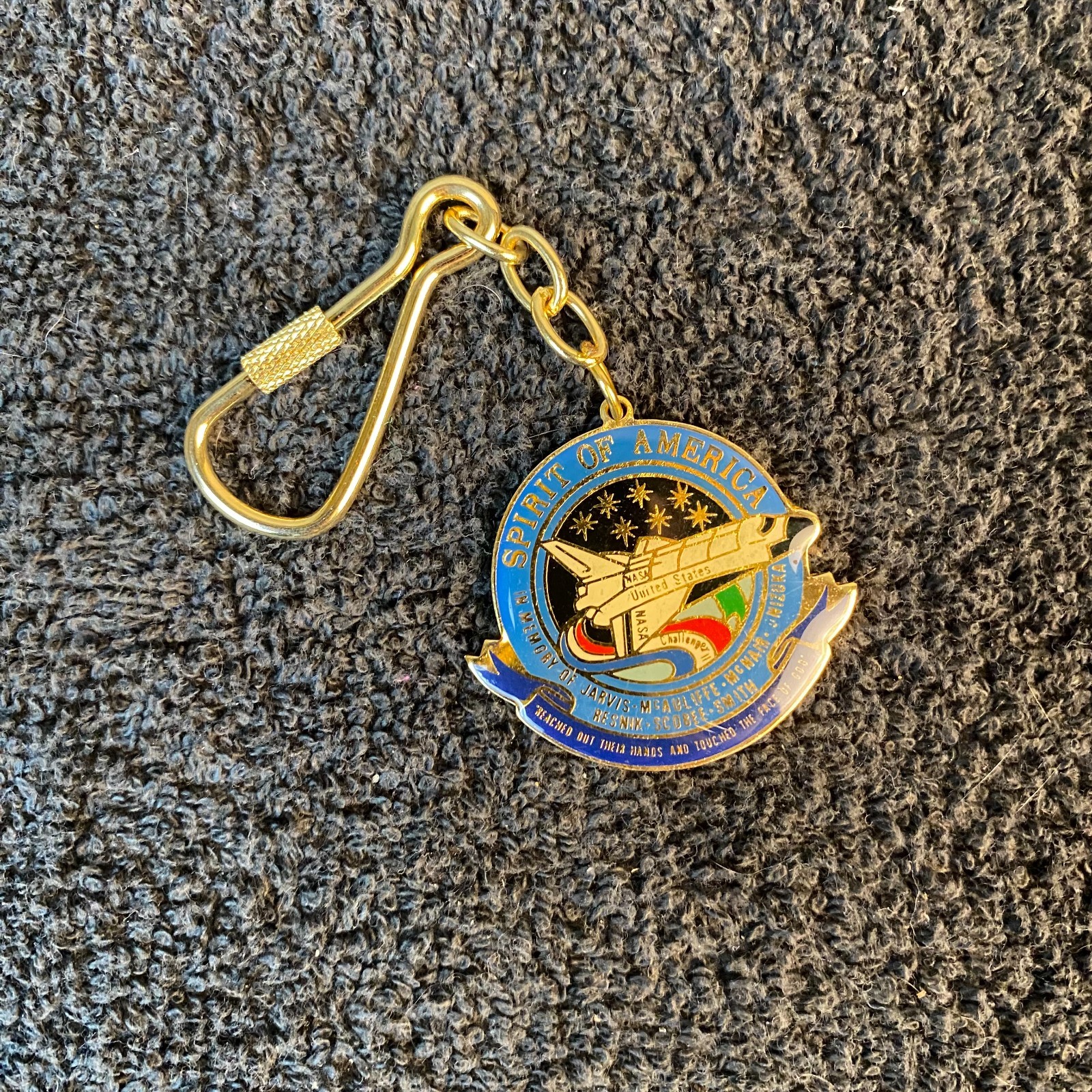 1986 NASA Challenger Memorial Keychain Spirit of America Shuttle Crew