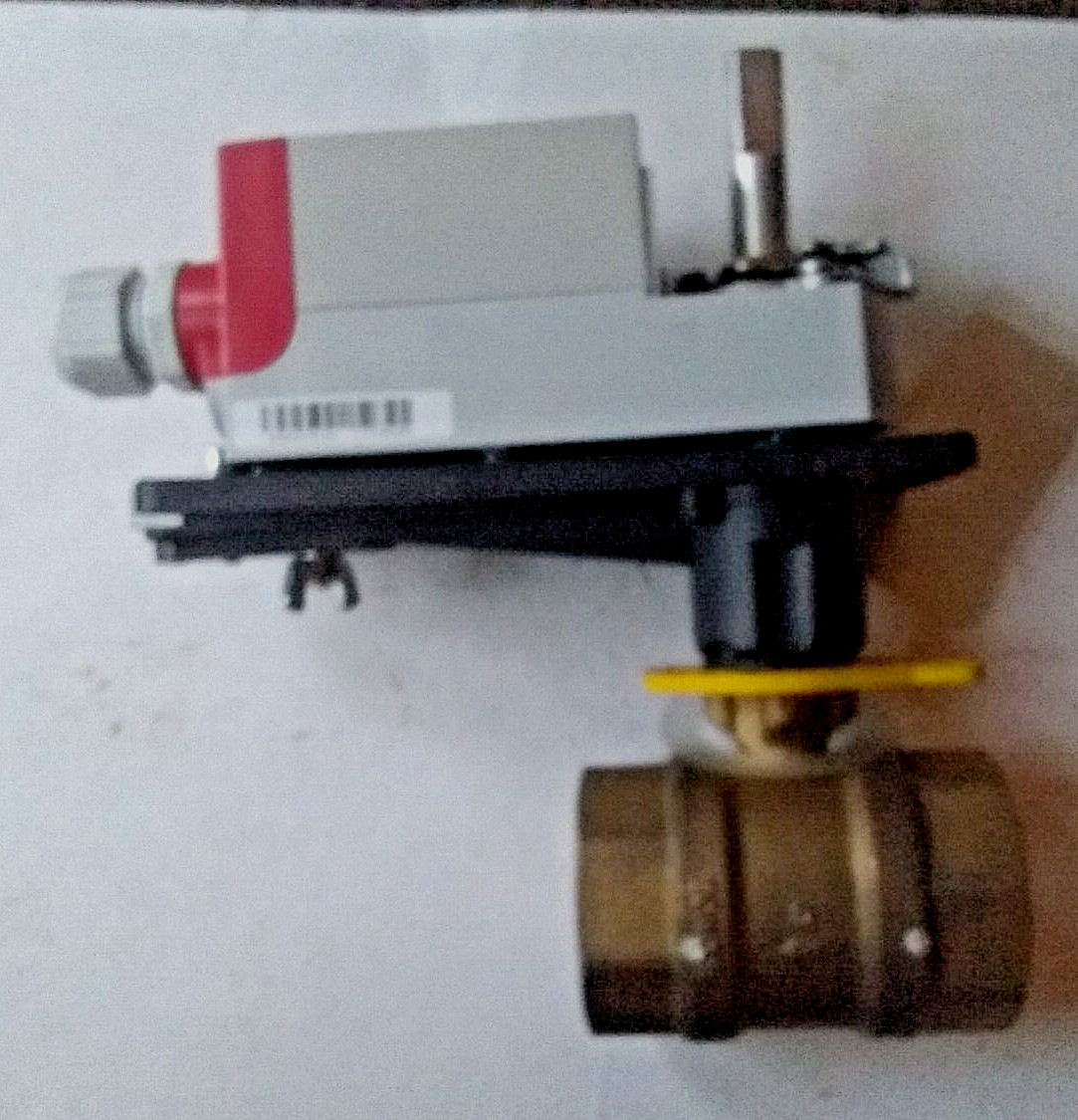 HONEYWELL Actuated Ball Valve 1-1/2" NPT MN6105A1011  FREE USA SHIPPING