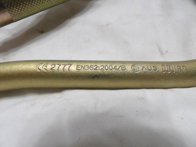 Sala Carabiner Hook Pear Shaped S36-2012