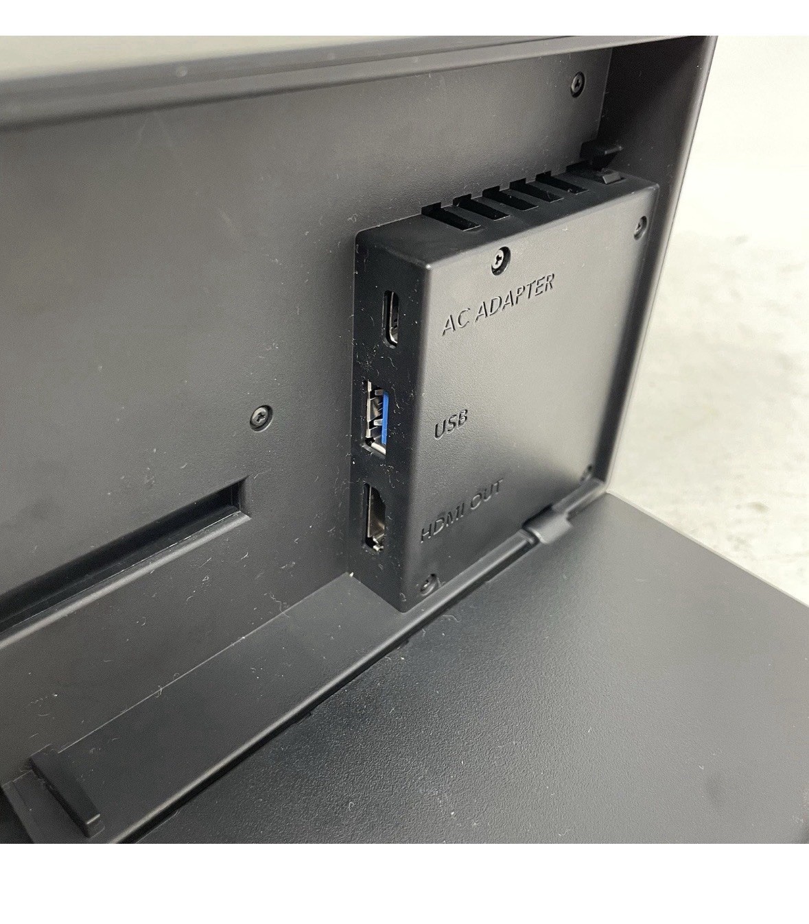 Nintendo Switch Dock - Black HAC-007 Dock Only *No Cables*