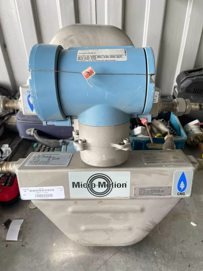Micro Motion CNG050S290NQEPMZZZ Flow Sensor Used 1PCS