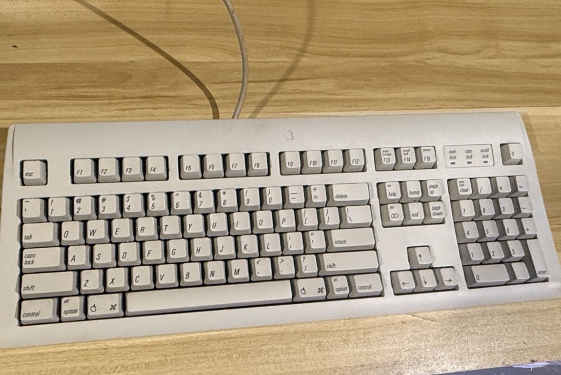 Vintage Apple Design Keyboard M2980 & Apple Desktop Bus Mouse II M2706