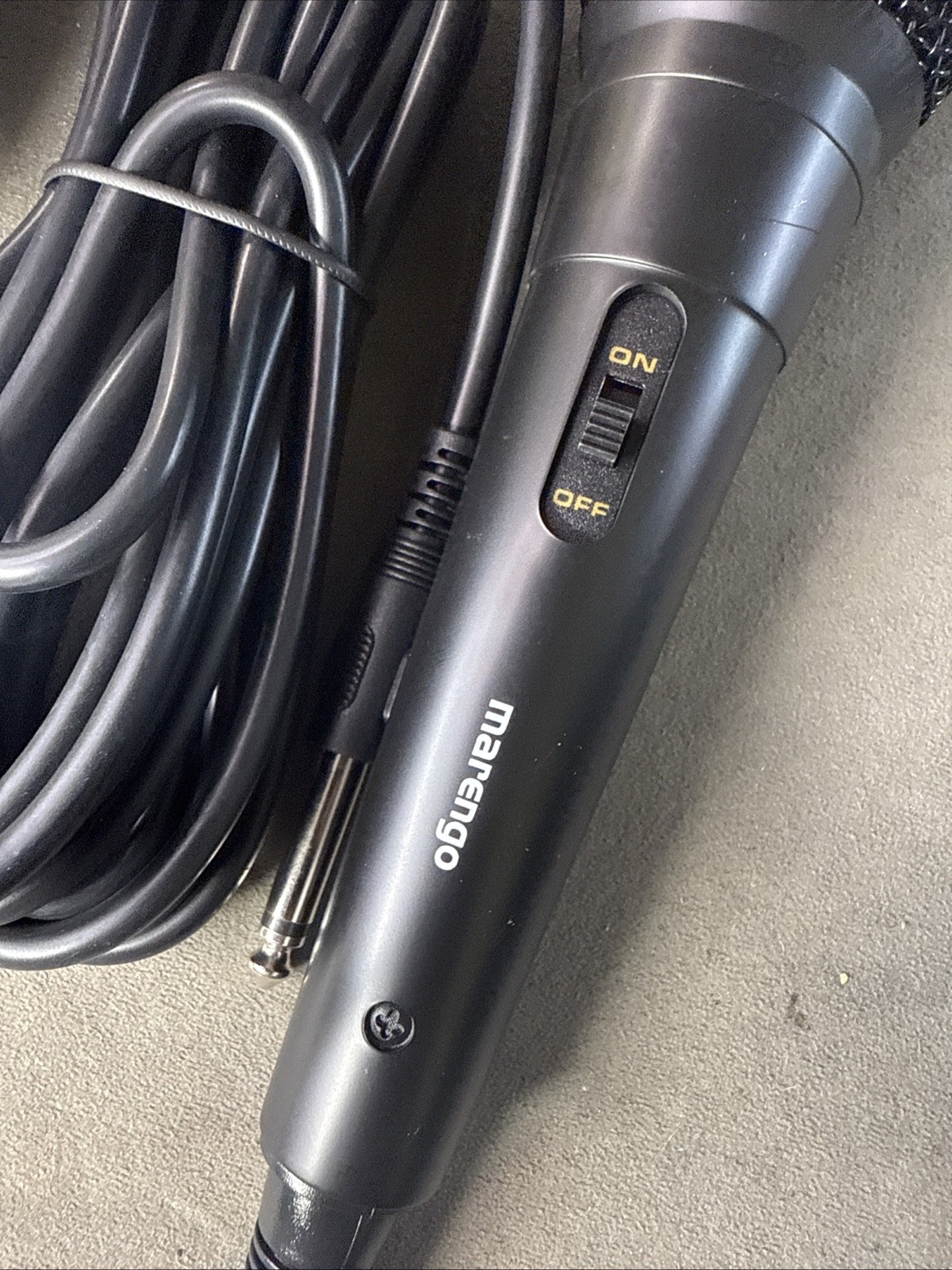 Marengo Handheld Wired Microphone, Cardioid Dynamic Vocal Mic with 13ft Cable