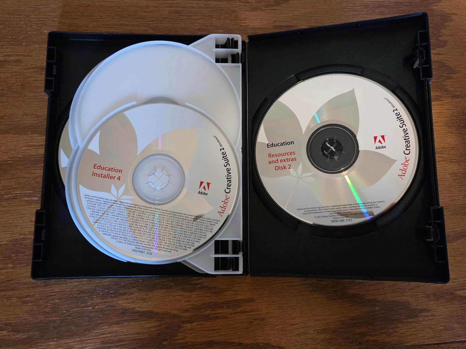 Adobe Creative Suite 2 Premium for Windows w/ License Code *** READ DESCRIPTION