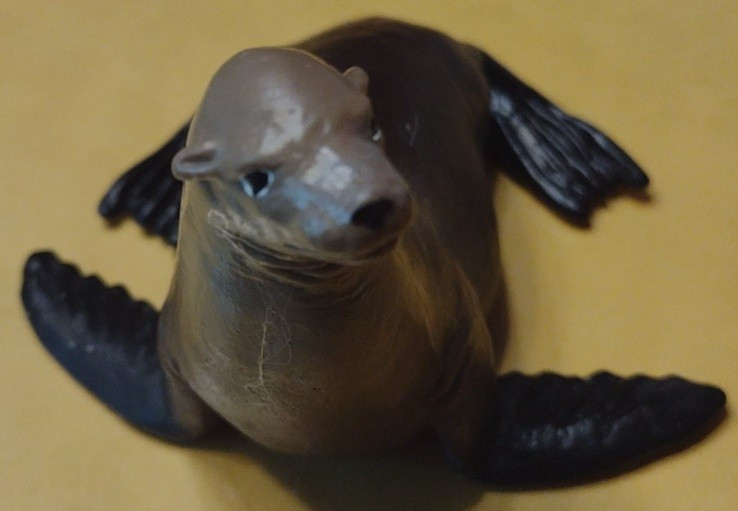 1996 Safari Ltd. Sea Lion Animal Figurine PVC Toy Collectible Zoo Aquatic Life