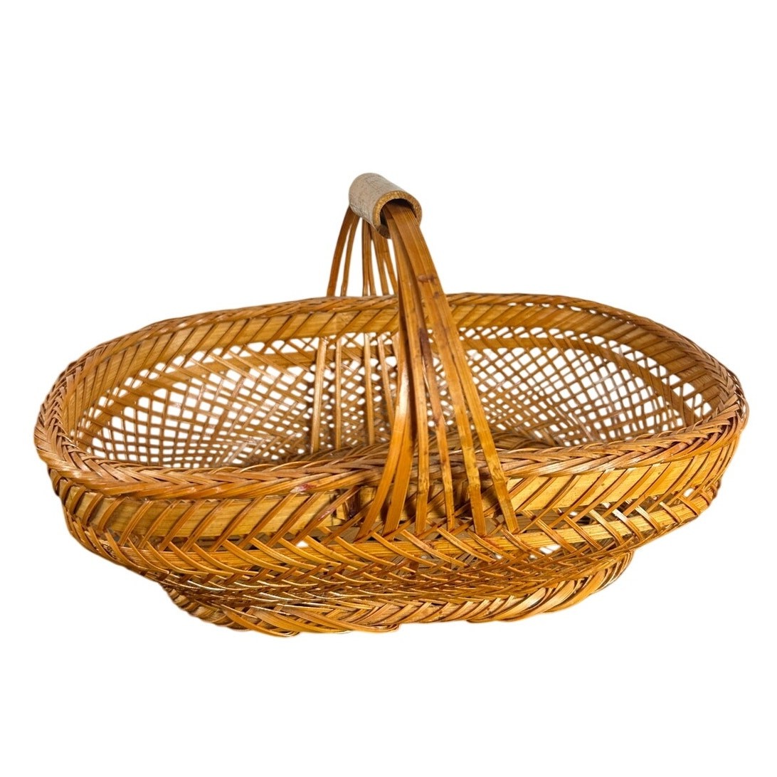 Vtg oblong brown table Basket with handle- rattan woven- 10x6" some wear