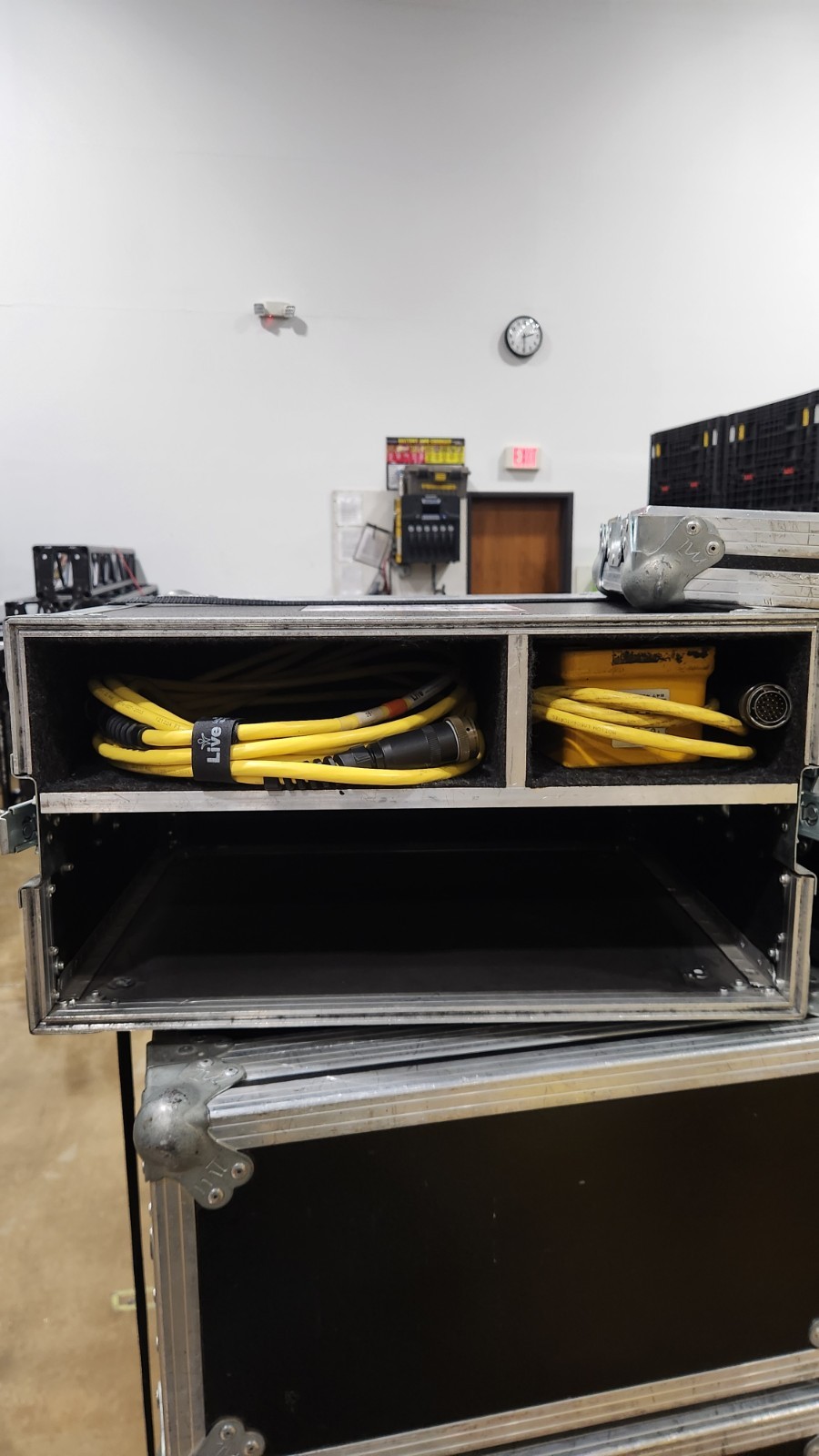 Motion Lab 8 Way Motor Controller Case With Storage Pockets, MT CASES