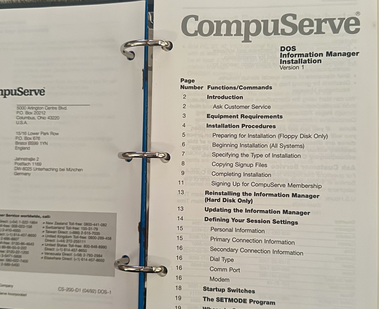 Vintage CompuServe Binder Information Service DOS Computers V1 Guide Set RARE