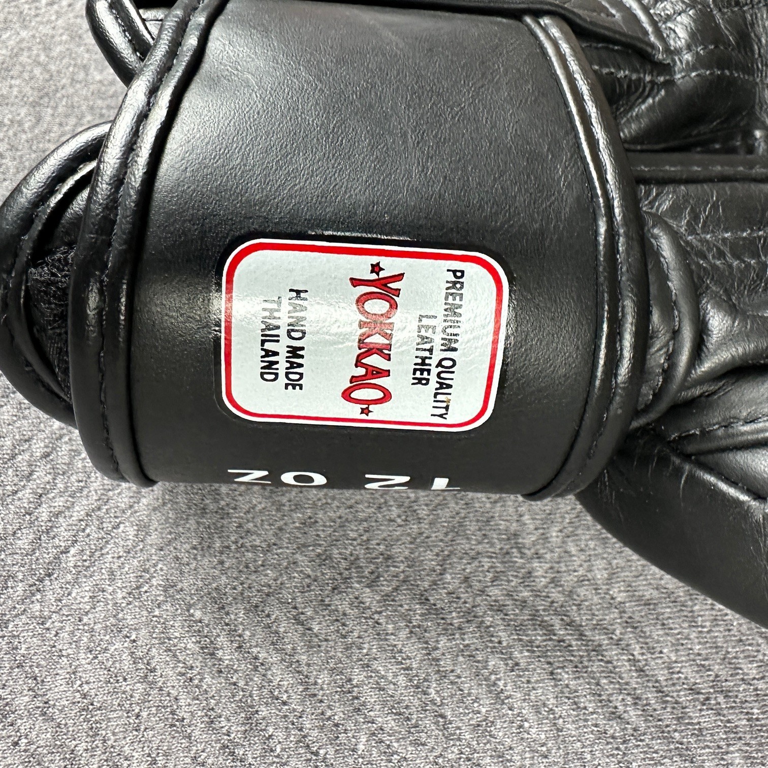 Yokkao Muay Thai Breathable Boxing Gloves 12oz Leather Thailand Right Hand ONLY