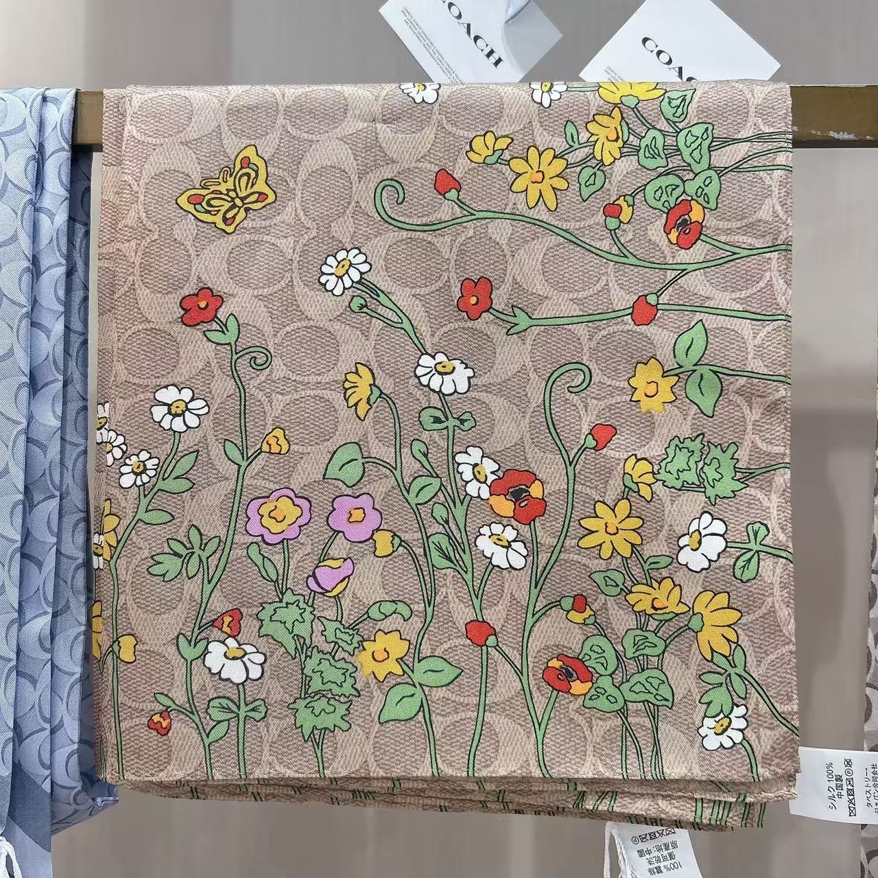 NWT Coach Signature Spring Blossom Print Silk Square Scarf CEK55