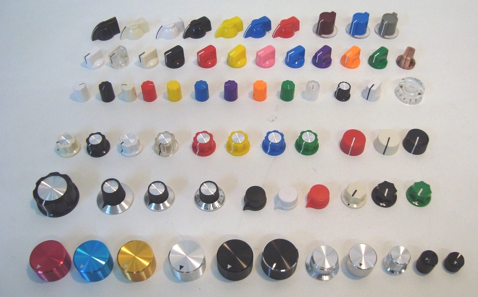 Pointer Knobs for Instruments Effects Pedals Amplifiers Guitars Projects Knobs