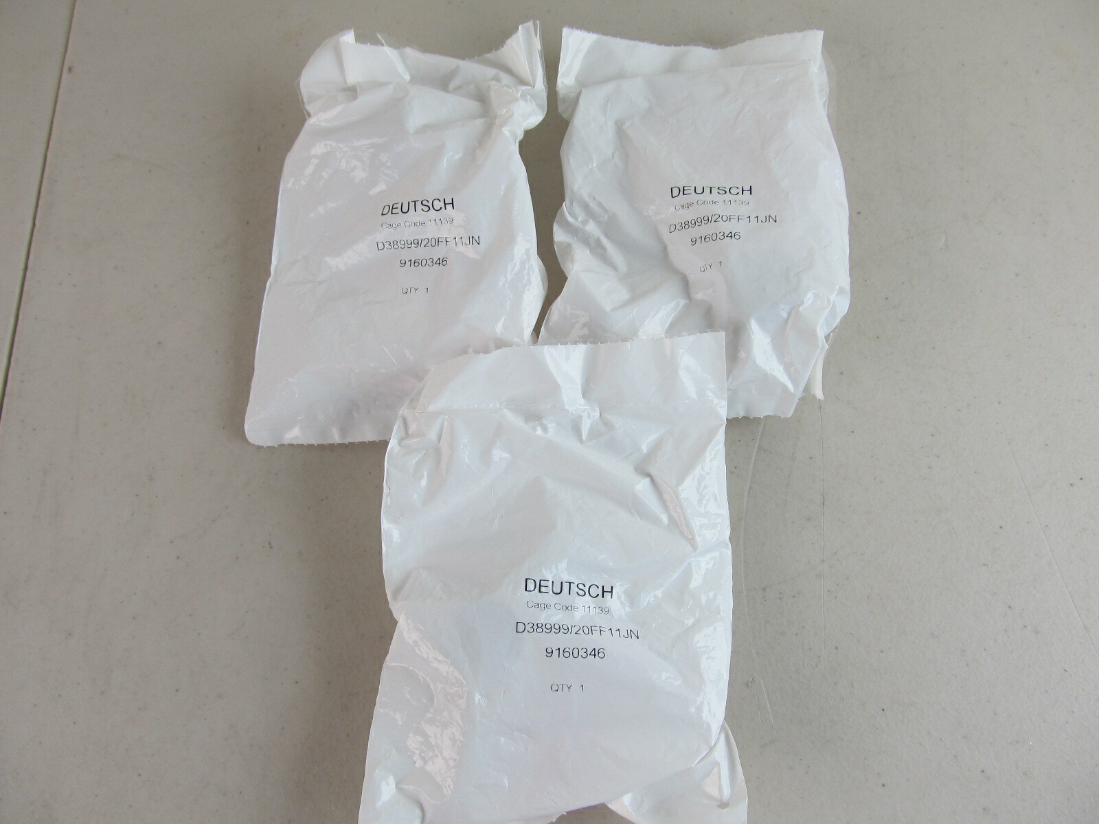 QTY=3 NEW, Sealed TE / Deutsch D38999/20FF11JN / D3899920FF11JN
