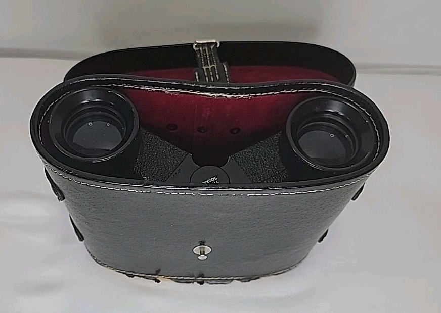 Zenith Binoculars (Scratches), 7 X 35 Extra Wide Angle With Case (Damaged)