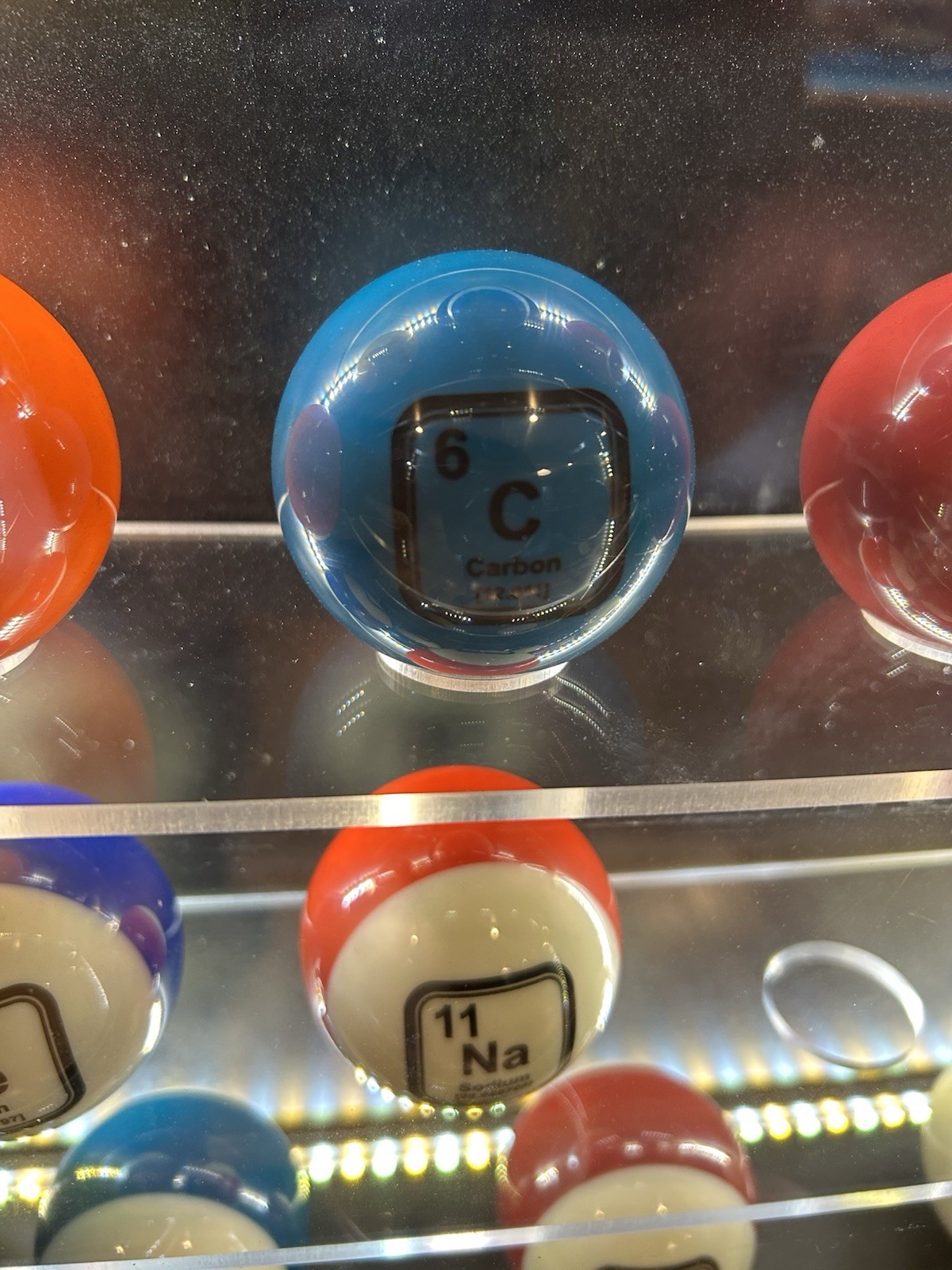 Periodic Table Pool Ball Six 6 Ball (Carbon)
