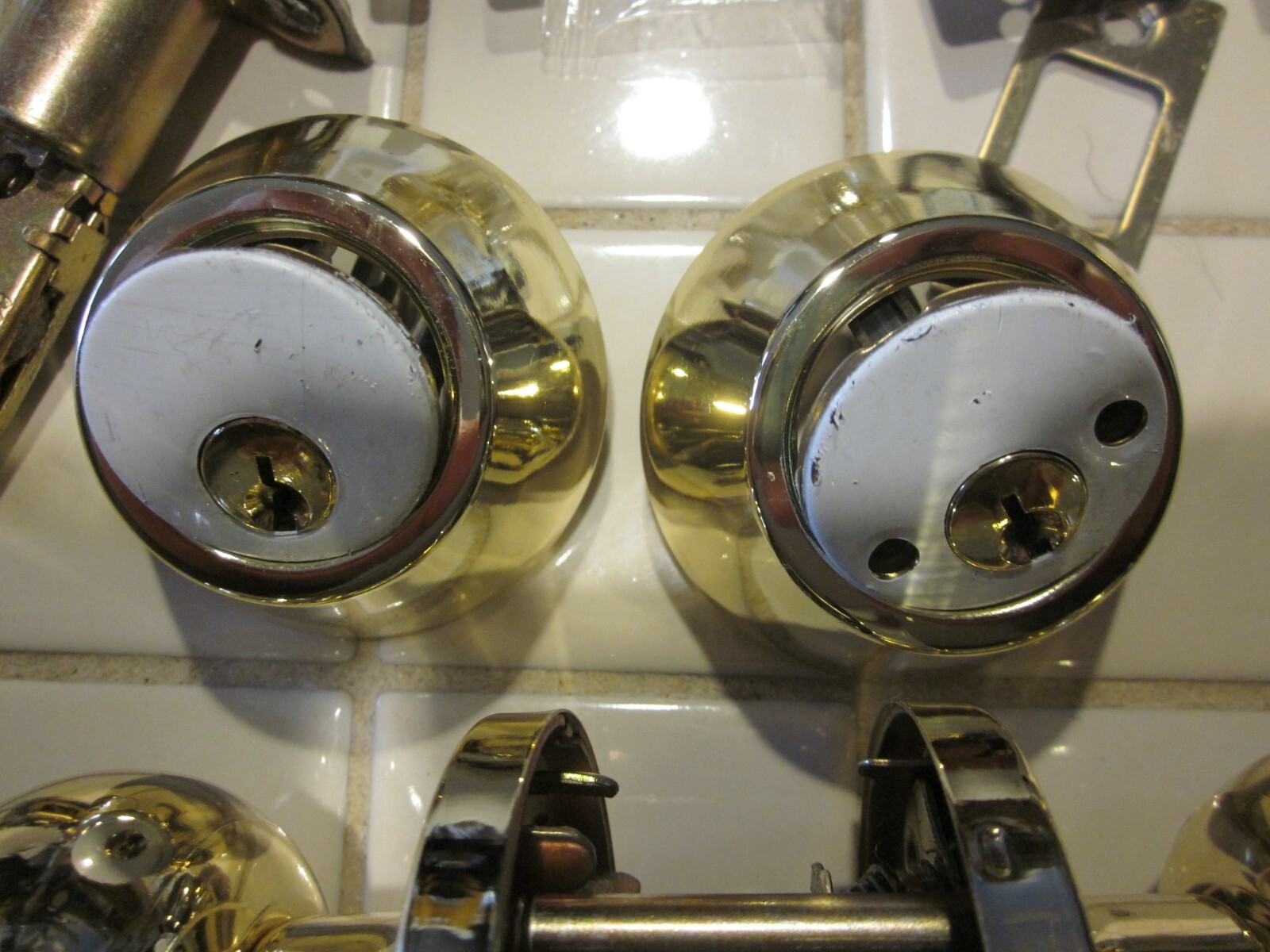 Exterior Front Entry Door Handle Lock Set Round Knob Keyed alike Double Deadbolt