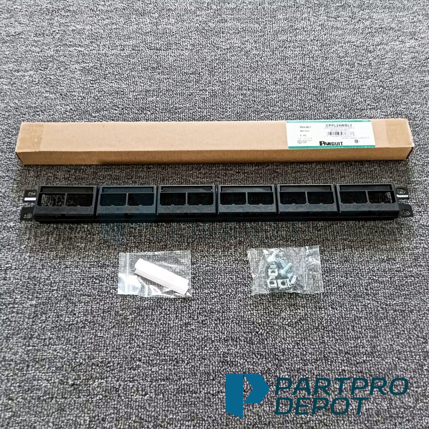 New For Panduit CPPL24WBLY MINI-COM MODULAR PATCH PANEL 24 PORT