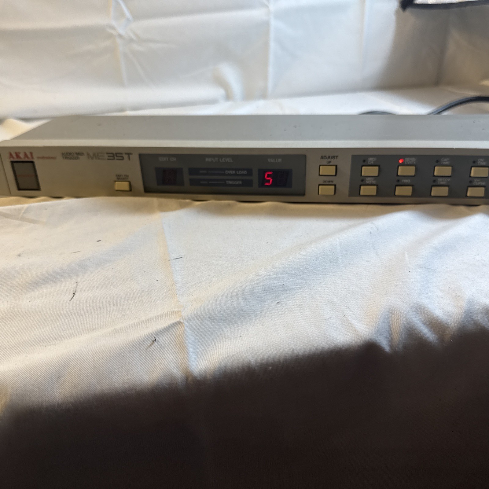 AKAI ME35T Audio/Midi Trigger Unit