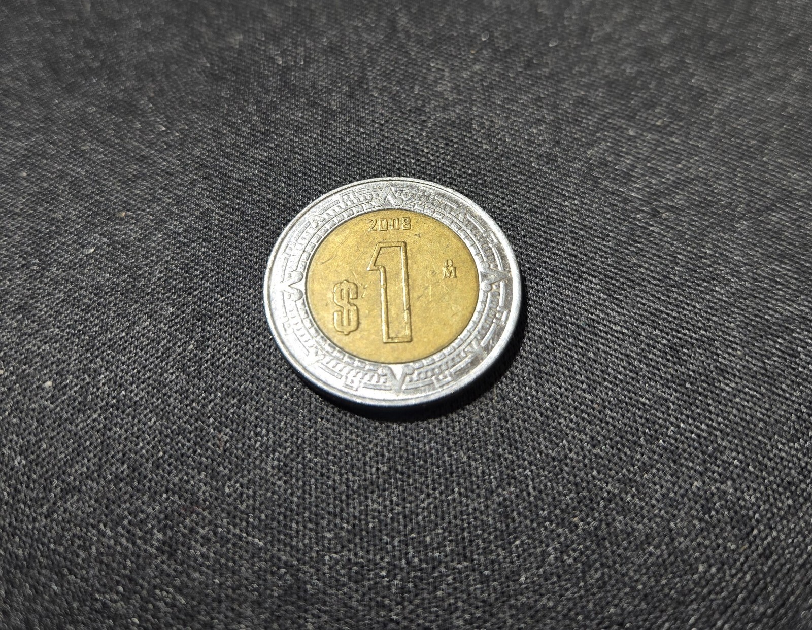 Mexico 2008  one 1 Nuevos  Peso Bi-Metallic Mexican Collector Coin