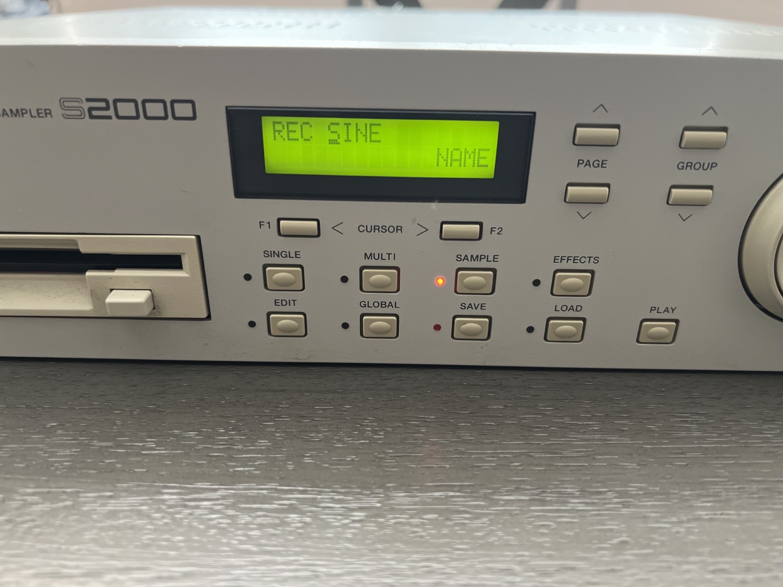 Akai S2000 MIDI Stereo Digital Sampler 1995