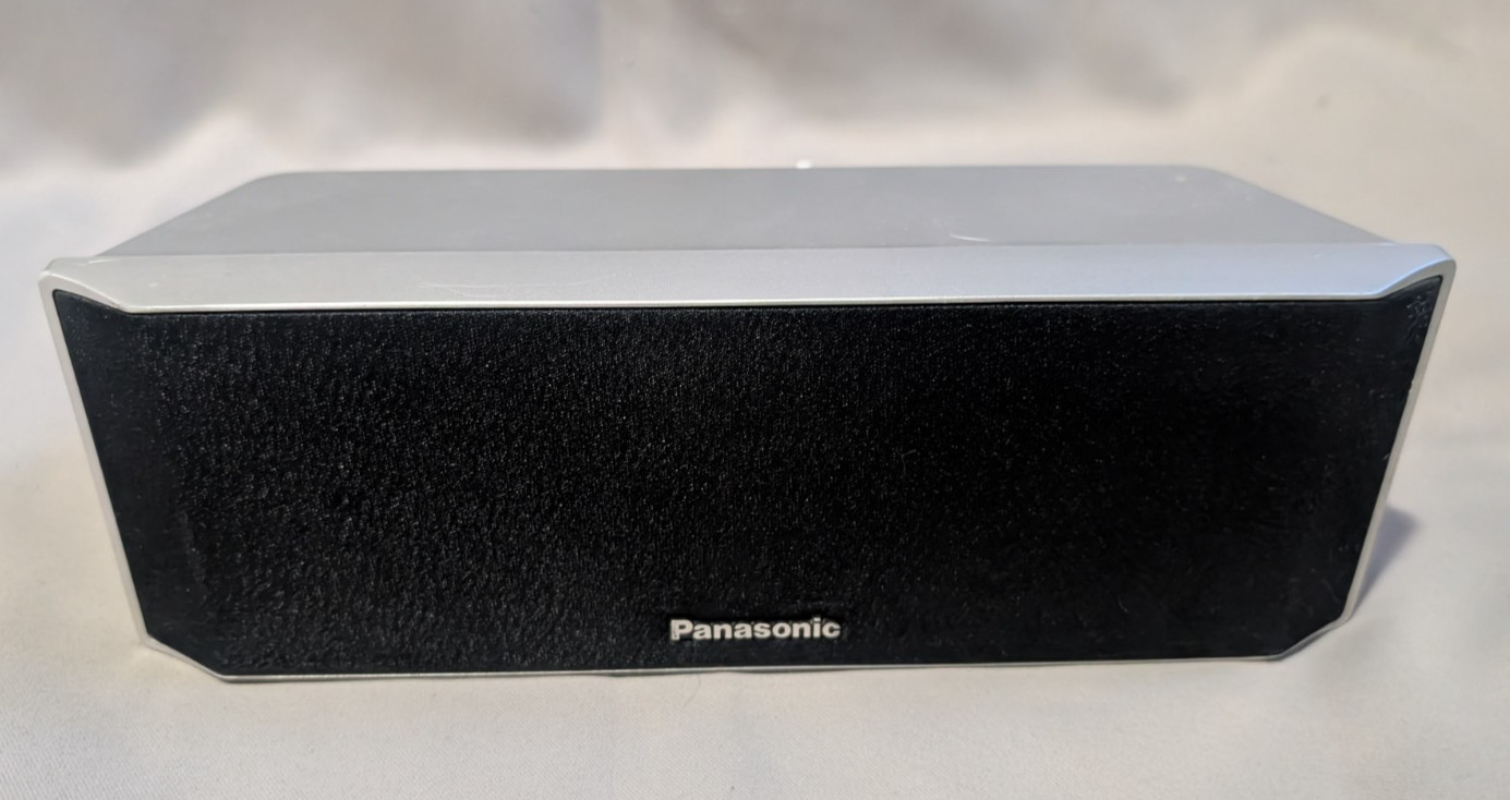 Panasonic 5 Disc DVD home theater system model SA-PT650 - Tested & working