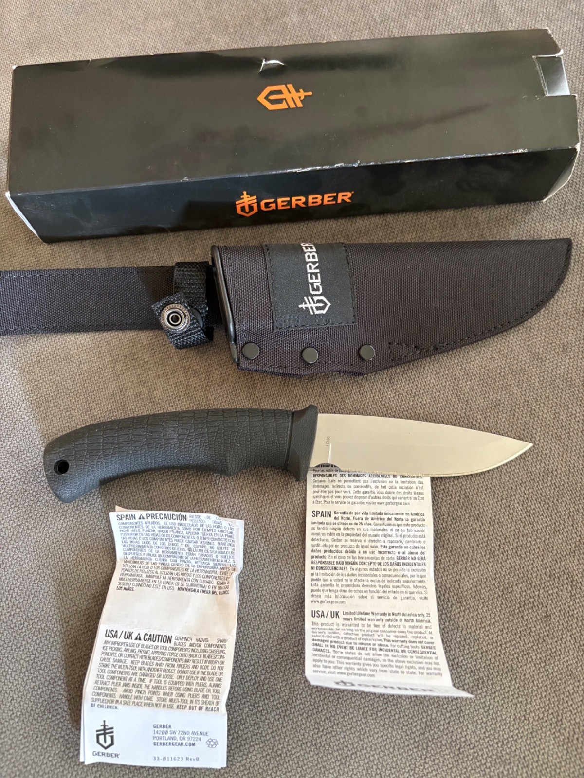Gerber Gator FIXED BLADE Drop Point Fine Edge w/ Sheath 06904N BRAND NEW MADE US
