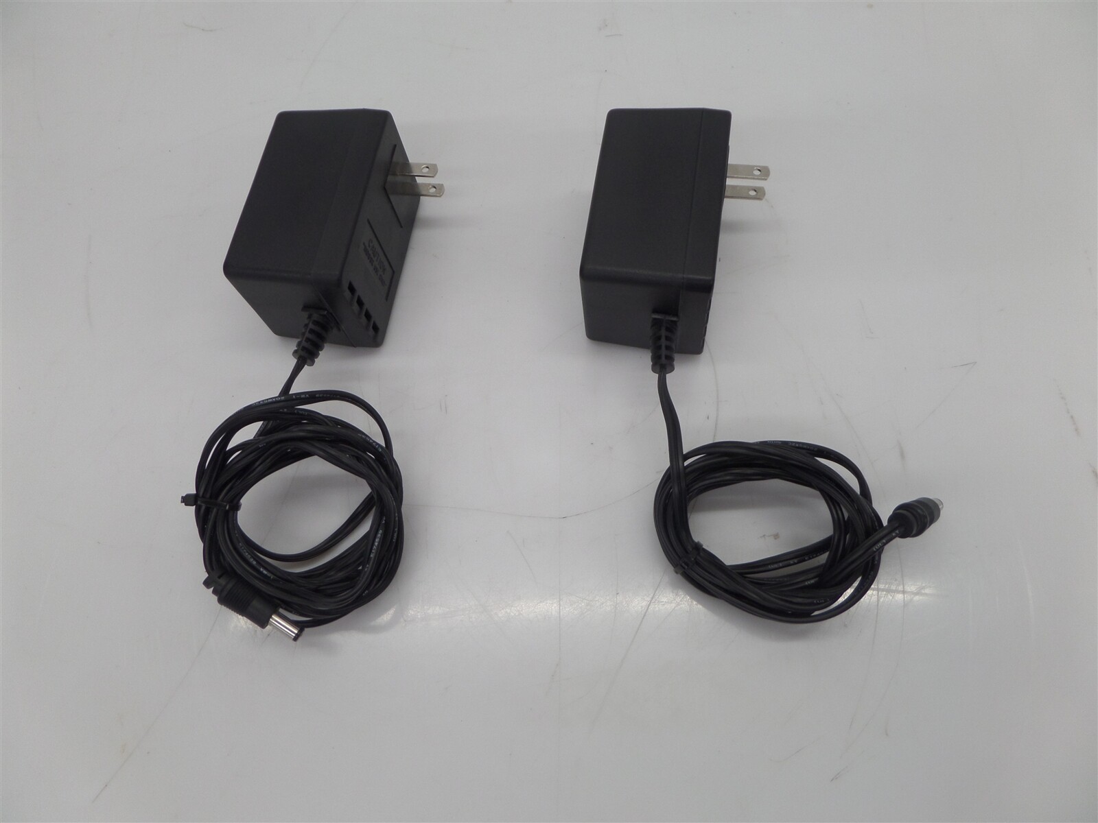 Datacom Textron LANcat System 6 Cable Tester