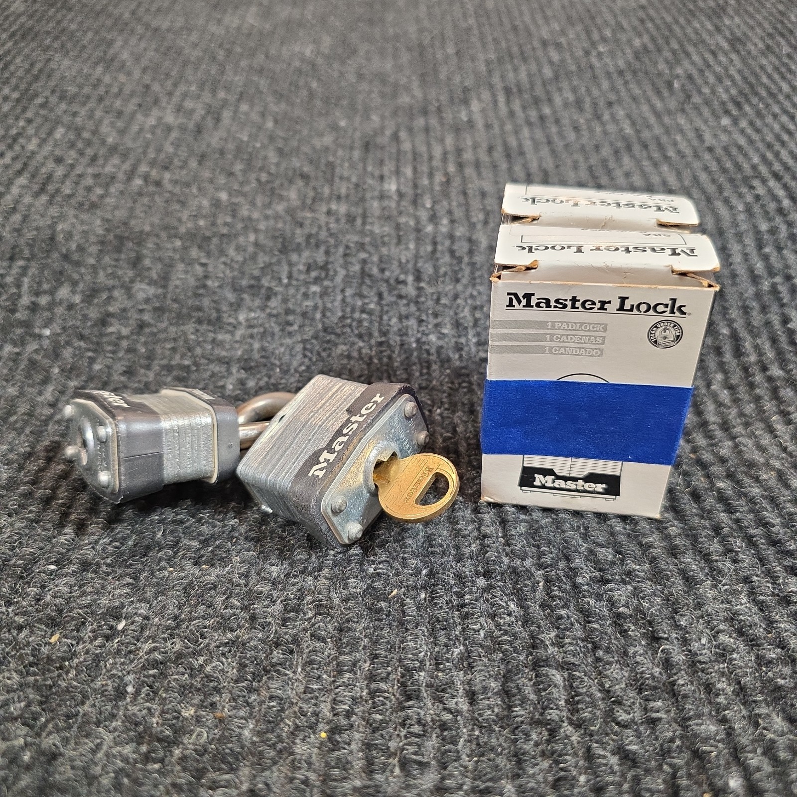 Master Lock Commercial No. 3KA Padlocks Lot of 4 Laminated Steel Keyed Alike