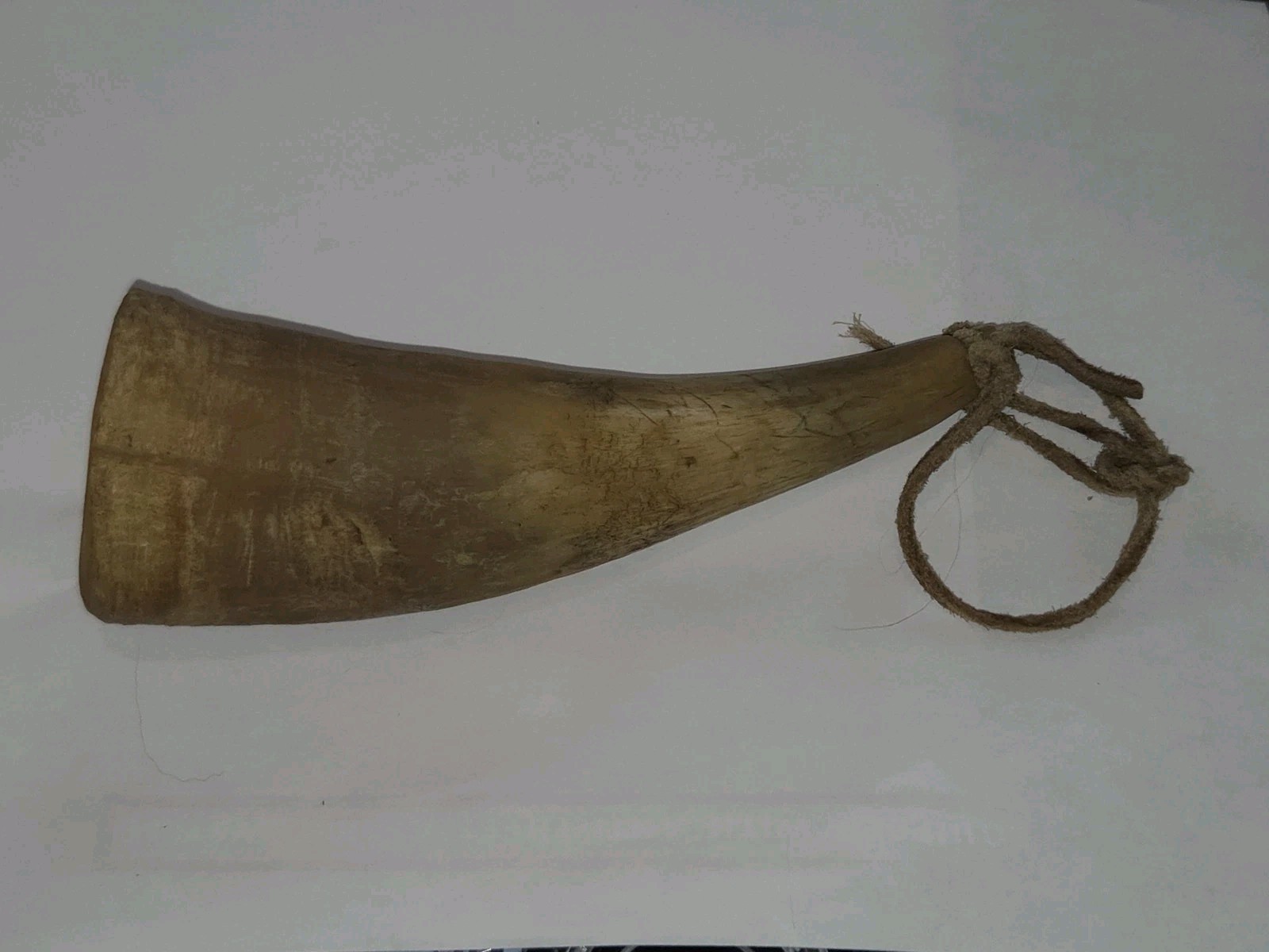 Vintage Cow Horn Powder Horn