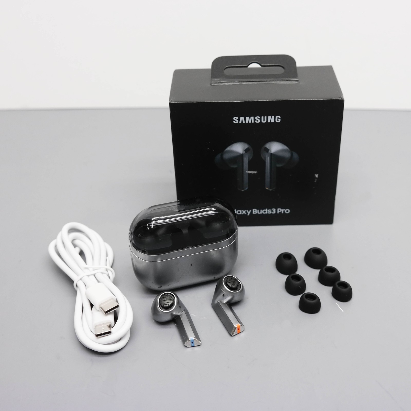 Samsung Galaxy Buds3 Pro SM-R630 Wireless Earbuds - Silver