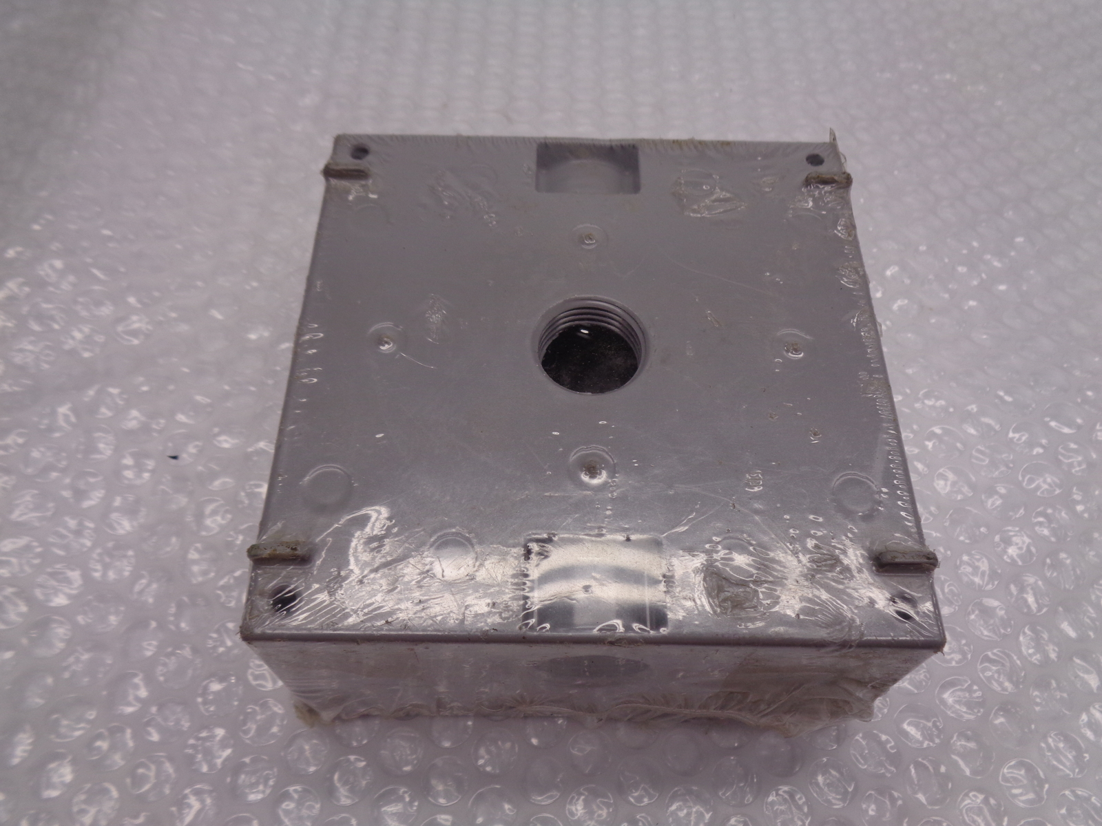 BWF TGB-5V 1/2" OUTLET BOX GRAY NSMP