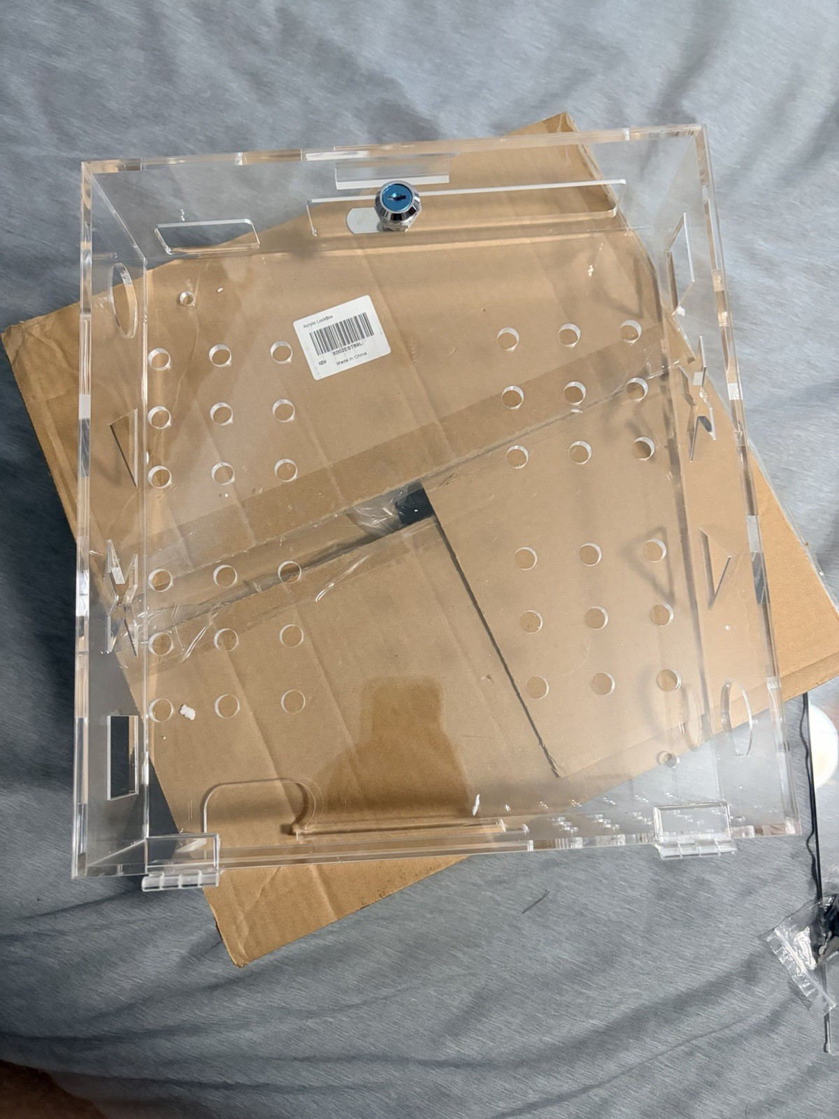 Skywin PS4 Console Lock Box Acrylic Case for Public Gaming Setup