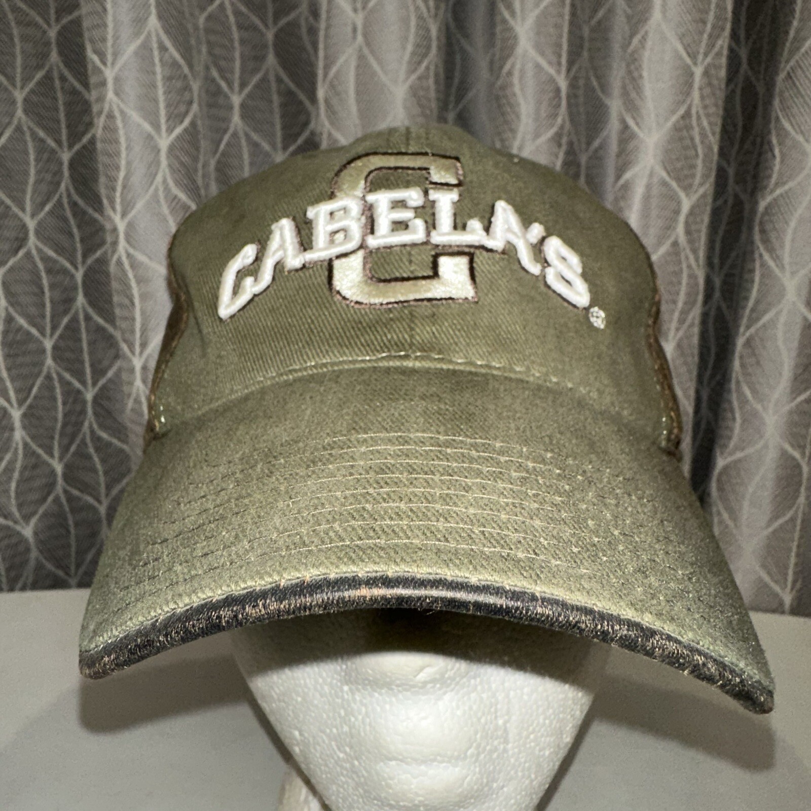 Cabelas Baseball Buckle Strap Hat Geen EUC