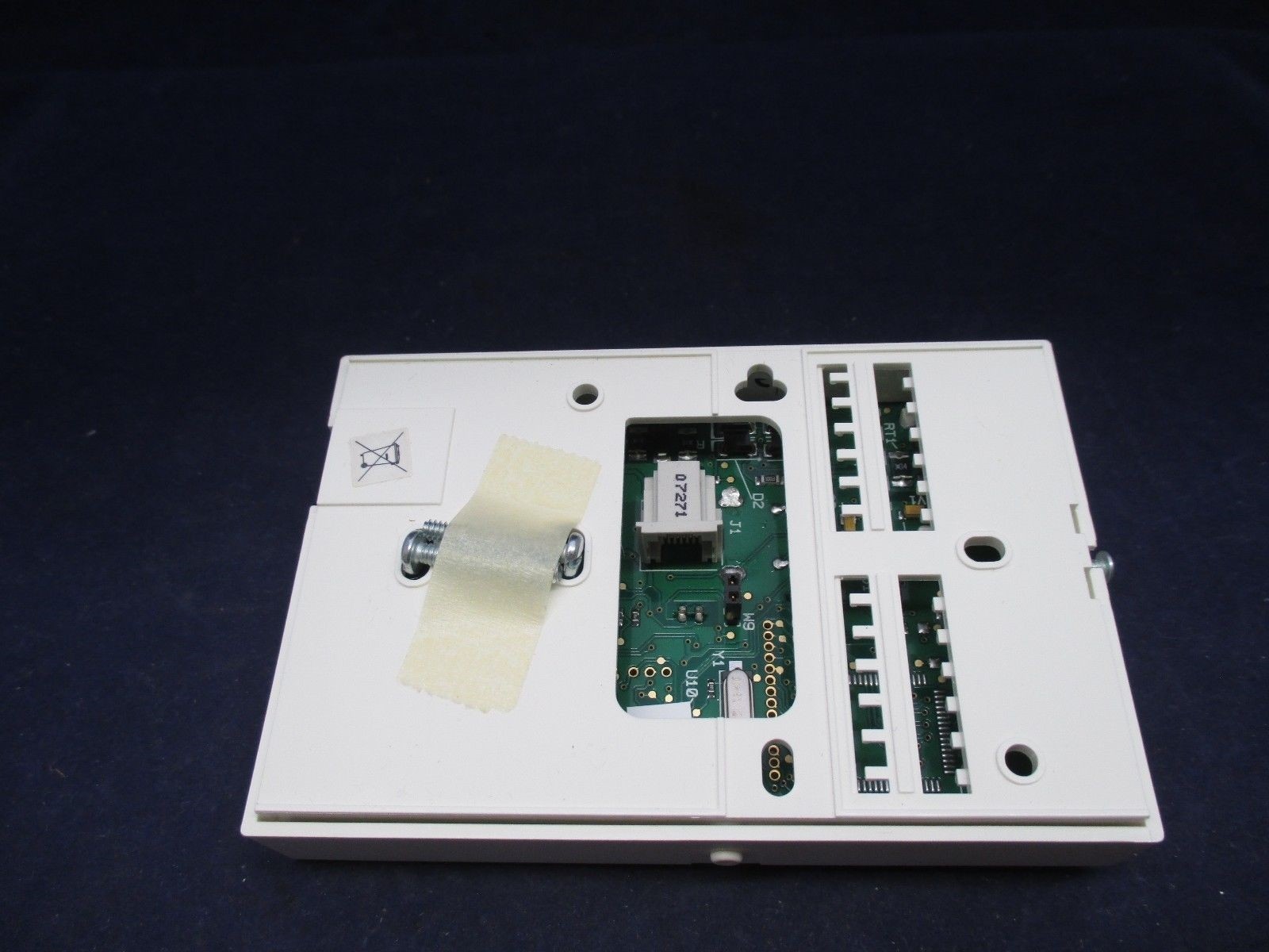 Johnson Controls NS-BTP7001-2 Temperature Sensor new