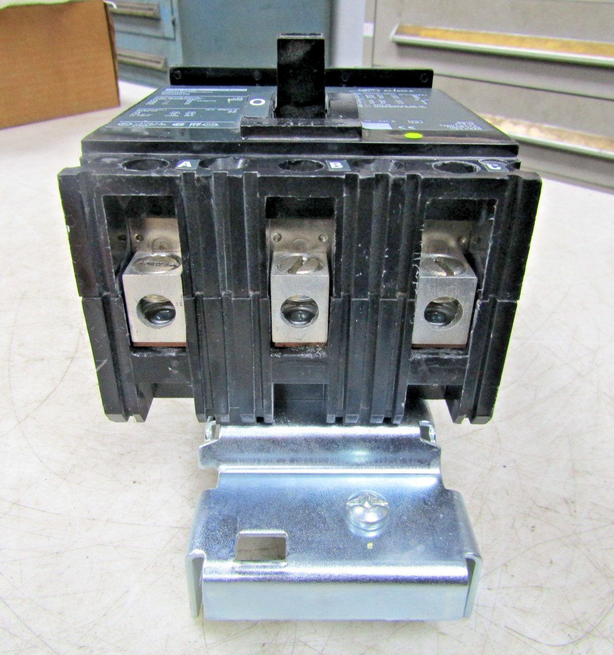💥SQUARE D 70 AMP I-LINE CIRCUIT BREAKER 3 POLE 600 VAC FH36070