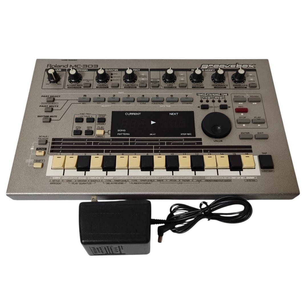 Roland MC-303 Groovebox Sequencer Rhythm Machine AC Adapter Preowned Japan
