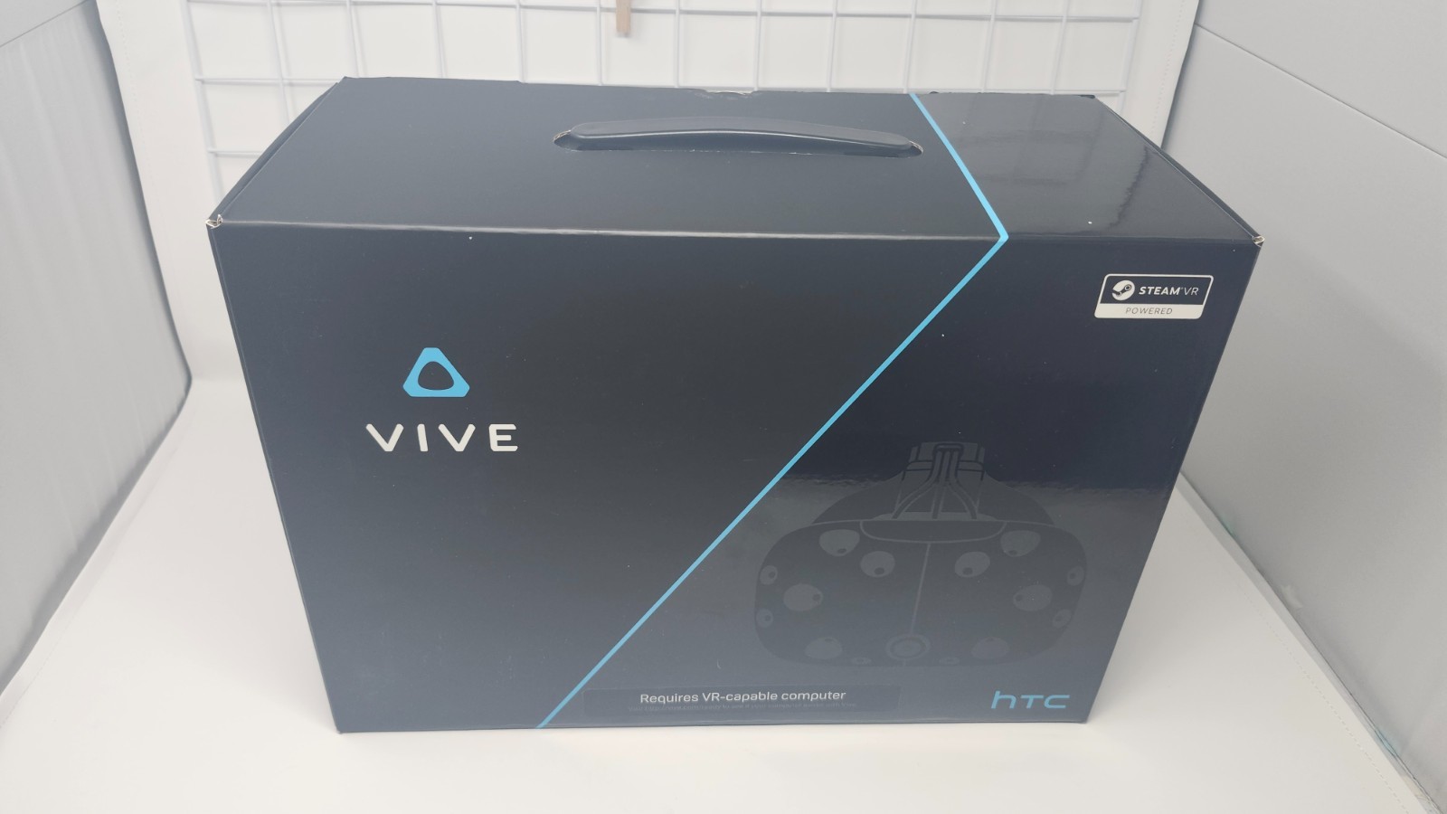HTC VIVE 1ST GEN VR COMPLETE KIT