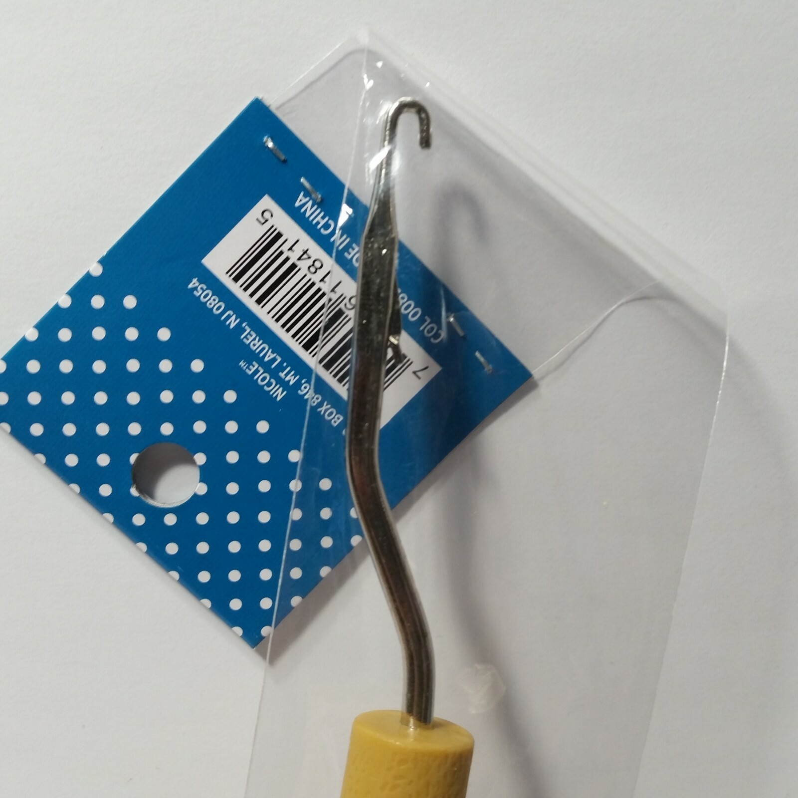 2) Stitch Studio by Nicole 6" Handle Latch Hook