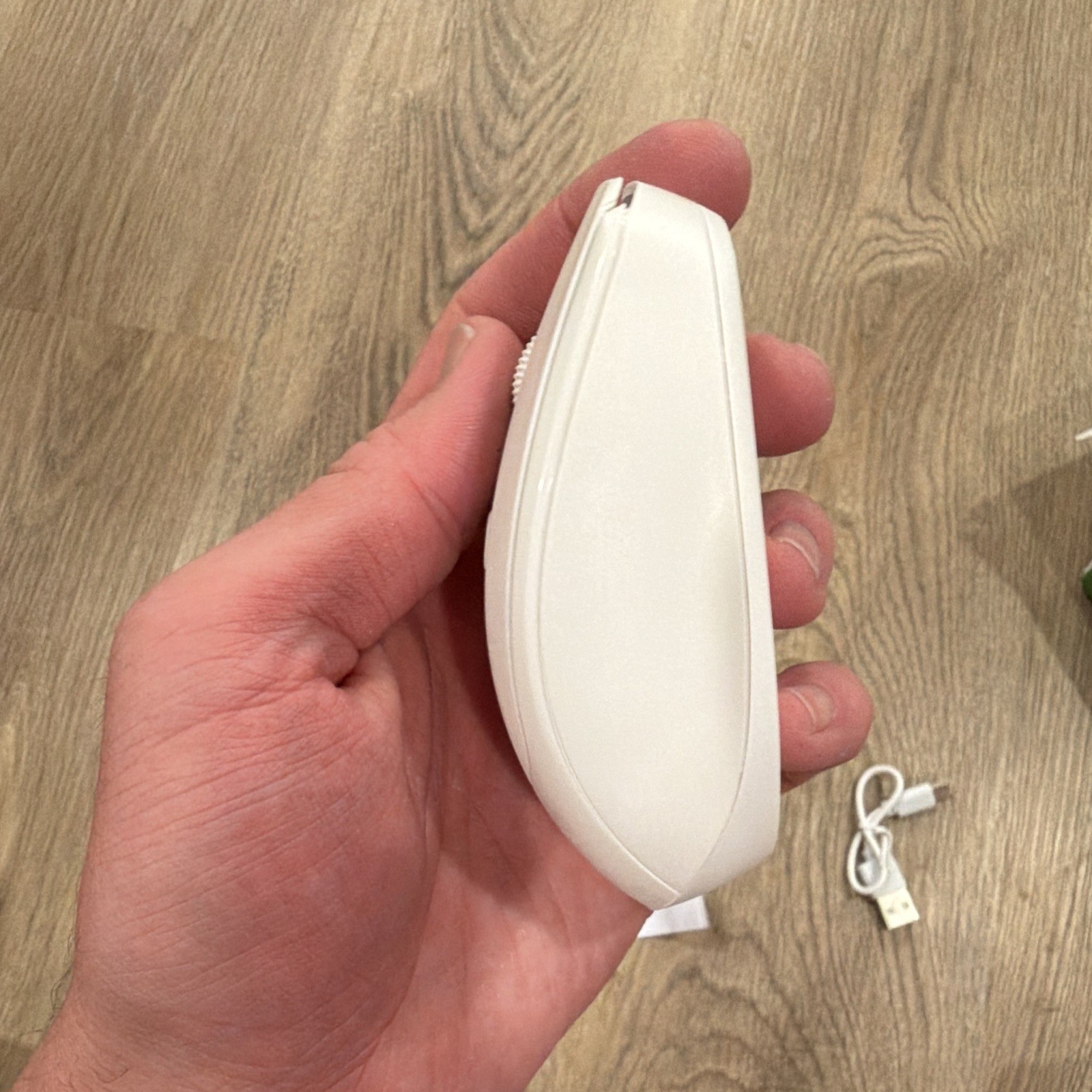 Rechargeable Wireless Bluetooth Optical Mouse 1600 DPI 3-Button White